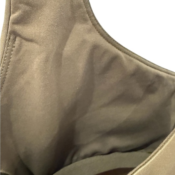 Fabletics Olive Green Built-In Bra Tank NWT - Picture 7 of 10